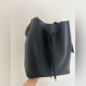 Black Bucket Bag
